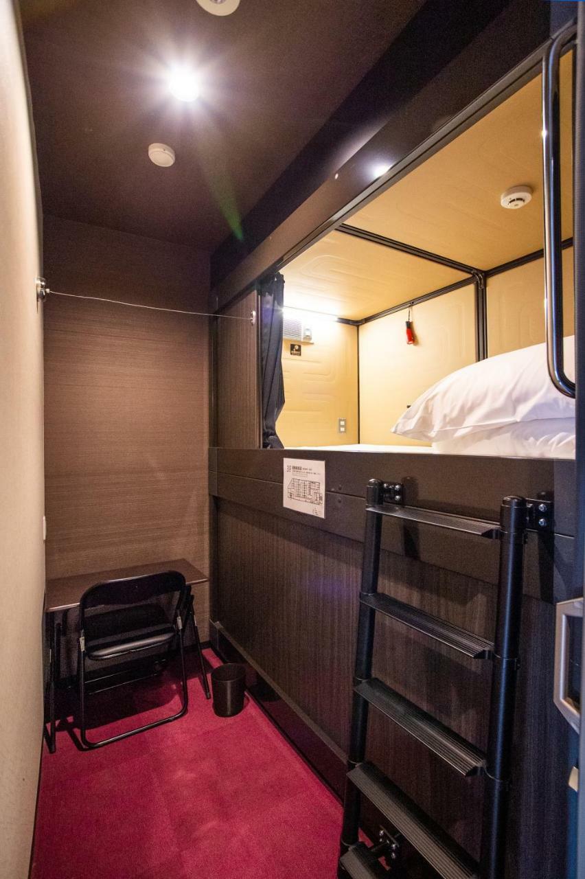 Capsule Hotel Хакодате Экстерьер фото